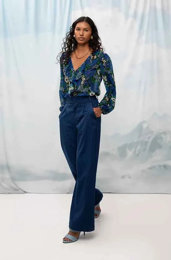 Wide-Leg Pleated Pants Blue Stripes