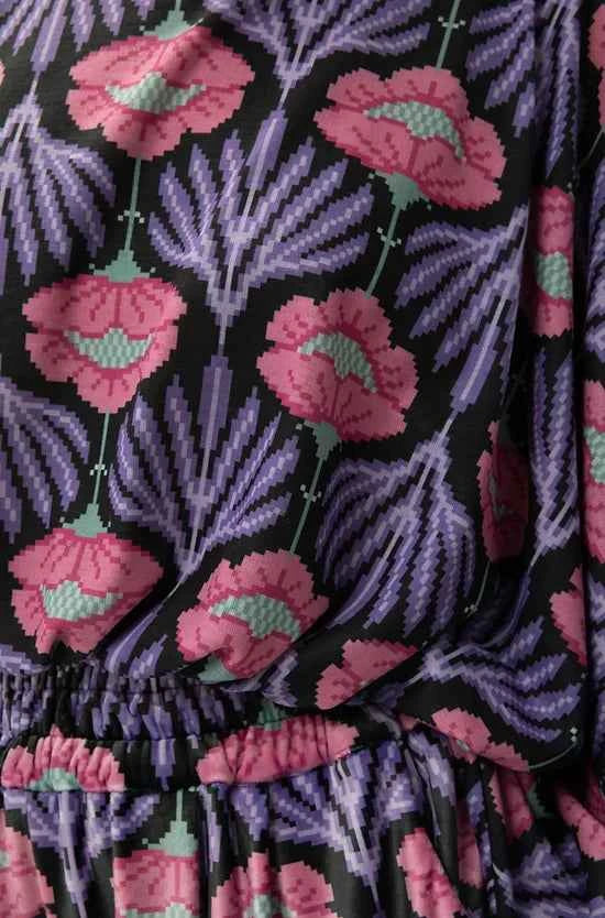 Knitted Cropped Top Garland Black