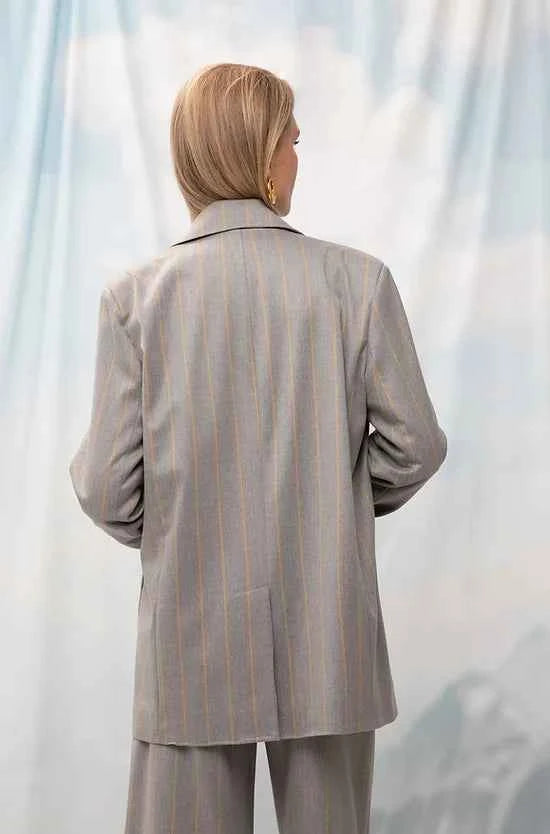 Oversized Blazer Gray Stripes