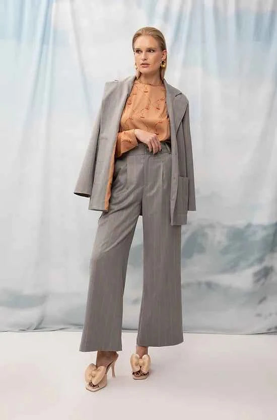 Oversized Blazer Gray Stripes