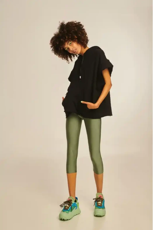 Jacqueline Capri 6/8 Shiny Leggings - Andreakou Concept Store