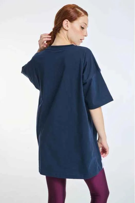 Short-Sleeve T-Shirt One color with embroidery mountain vibes