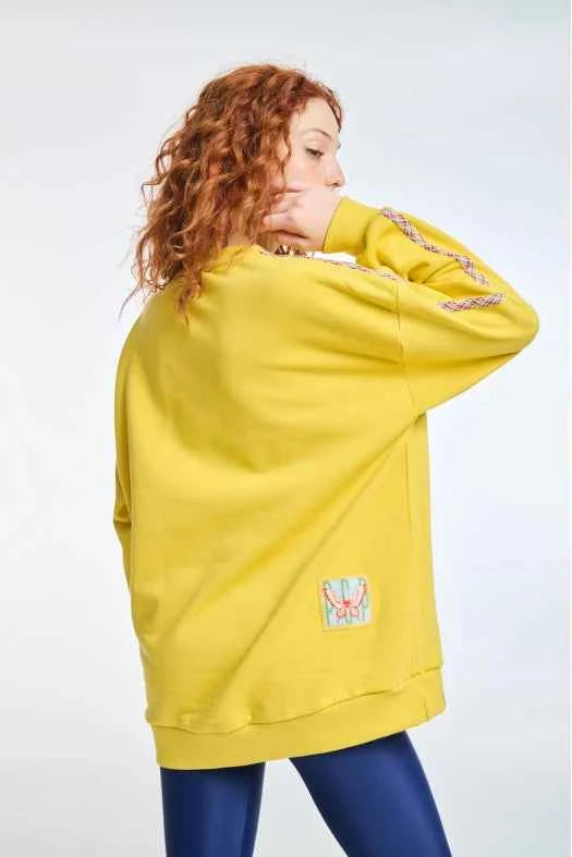 Crewneck with Embroidery Post It