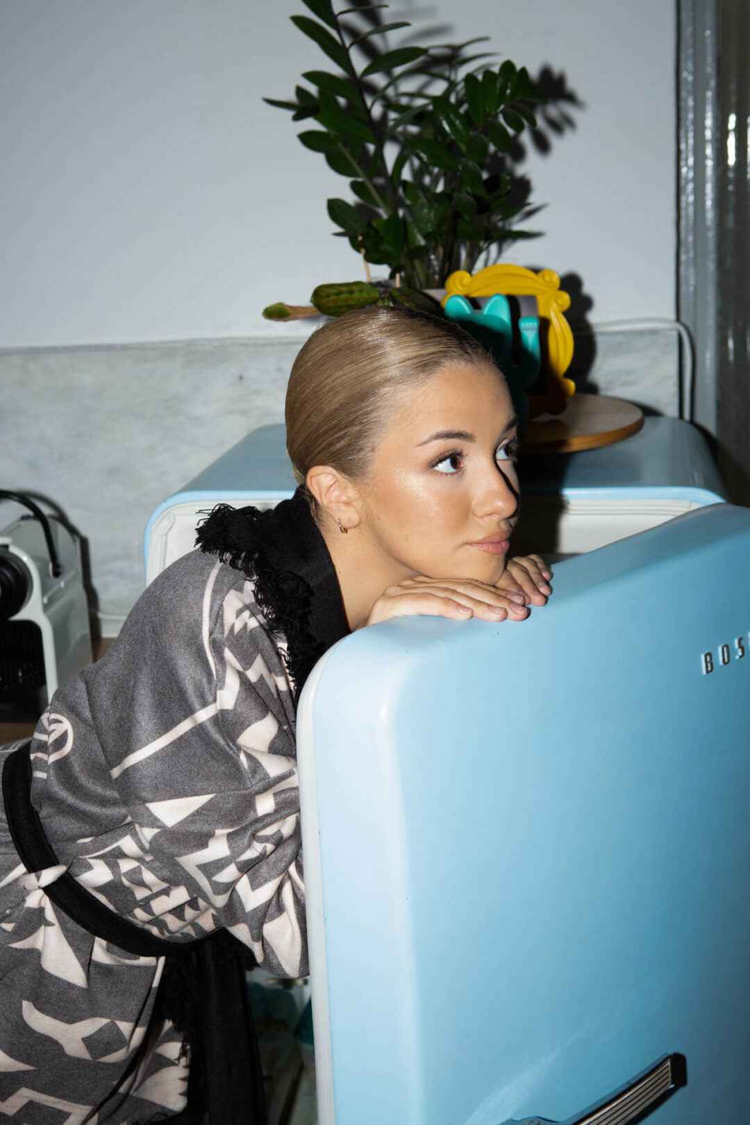 Knitted Cardigan "Mexico" Print With Black Fringes.