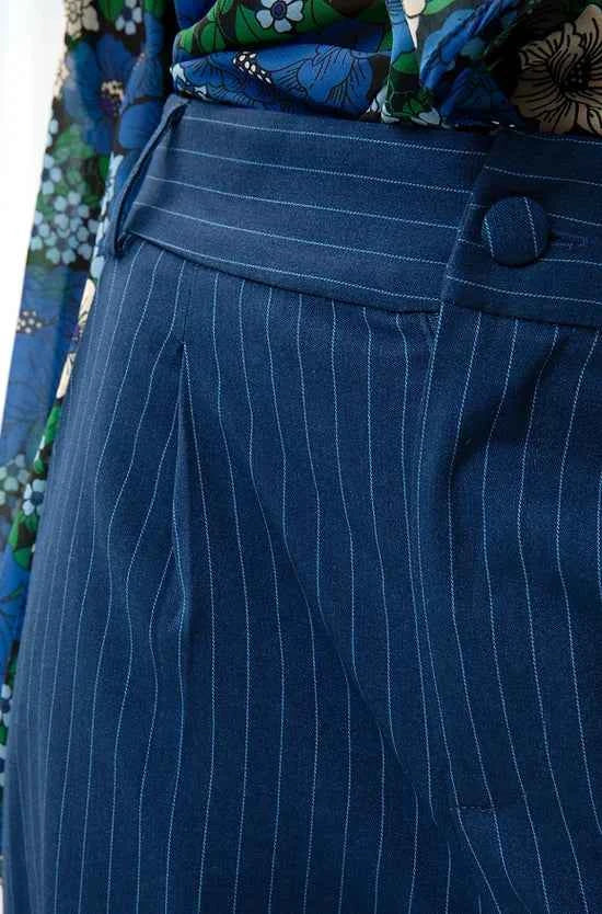 Wide-Leg Pleated Pants Blue Stripes