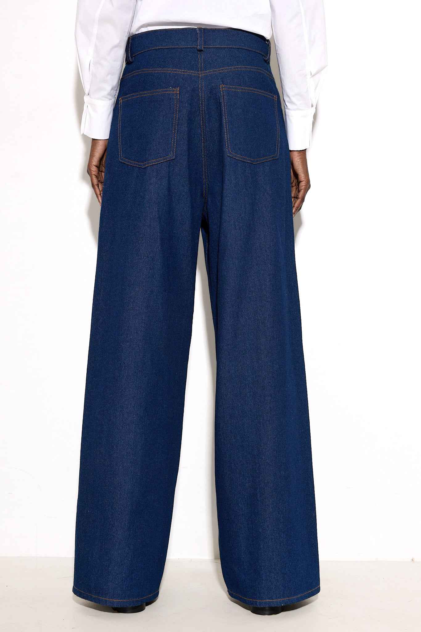 Jeans Trousers with Square Pockets for Stylish Comfort