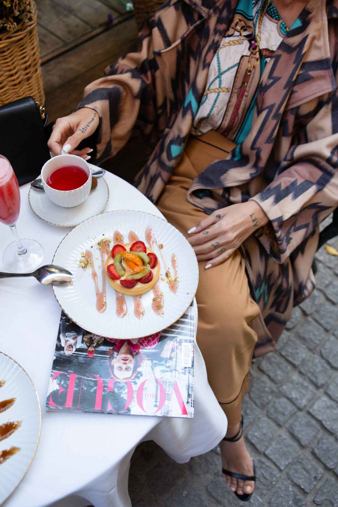 Oversized bohemian all over print coat.