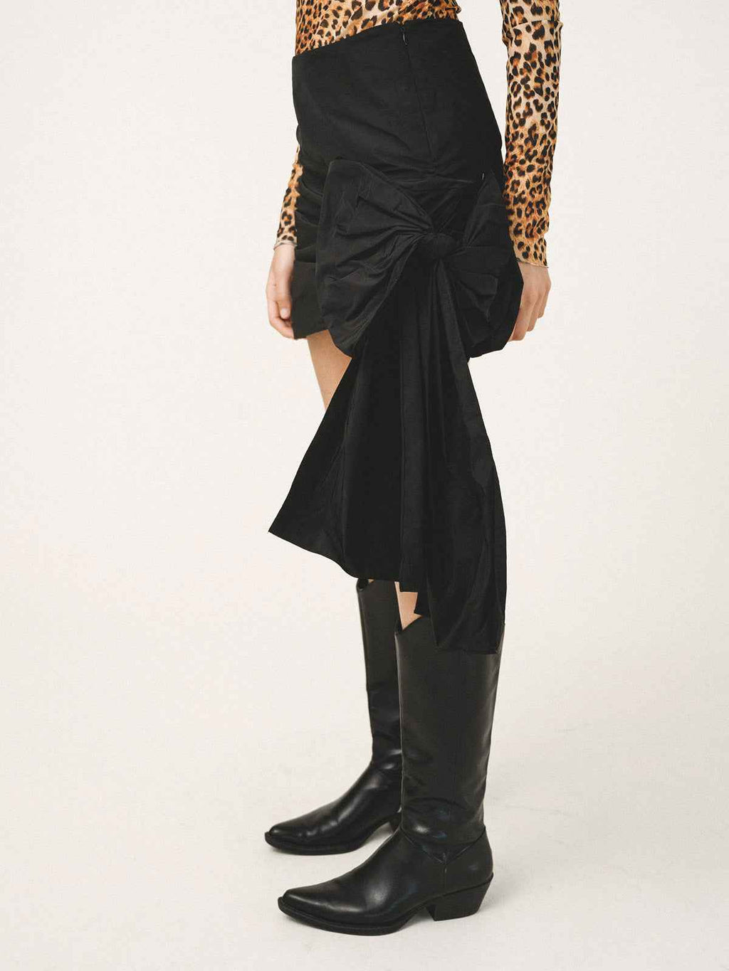 NOEMI Side-Bow Mini Skirt