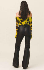 VIVIENNE Off The Shoulder Top