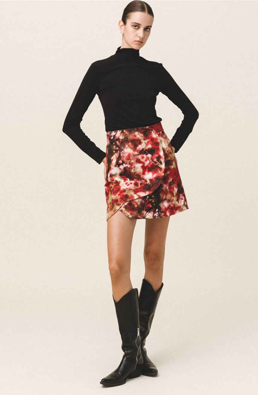 NIA Turtleneck Top