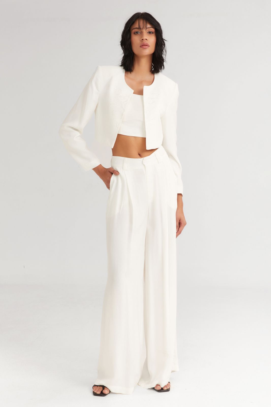 The Crunchy Cropped Blazer - Andreakou Concept Store